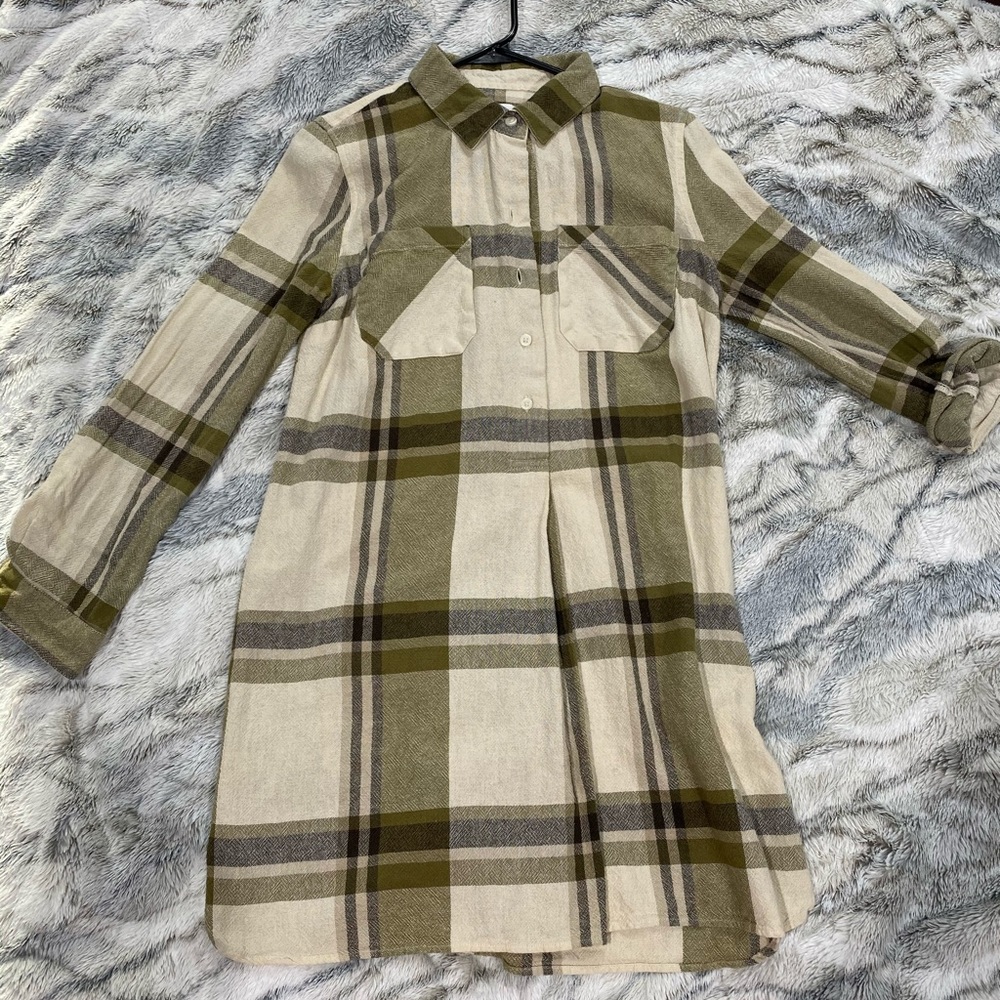 Plaid green button dress